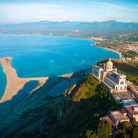 Oasi sul mare Pezzi di Gala Esterno foto