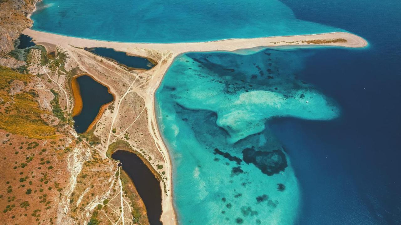 Oasi sul mare Pezzi di Gala Esterno foto